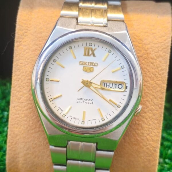 Seiko 5 Automatic 7s26 caliber 21-jewels japan made watch for Men's (Used)