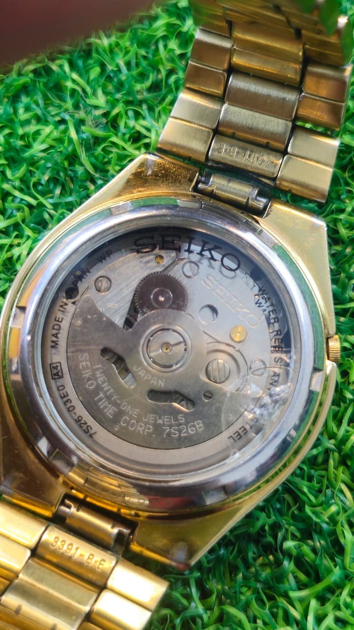WhatsApp Image 2026-01-16 at 5.22.31 PM (1) Seiko 5 Automatic 7s26 caliber 21-jewels japan made watch for Men's (Used) - Image 4