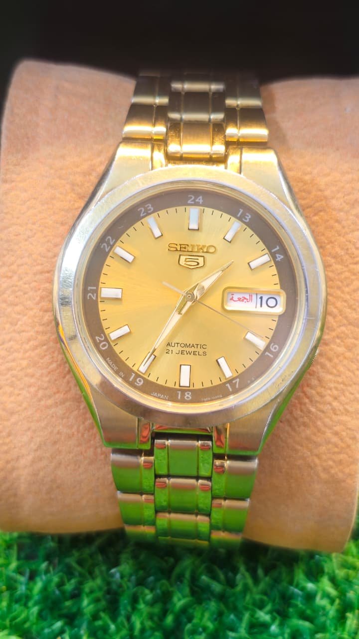WhatsApp Image 2026-01-16 at 5.22.31 PM Seiko 5 Automatic 7s26 caliber 21-jewels japan made watch for Men's (Used) - Image 1