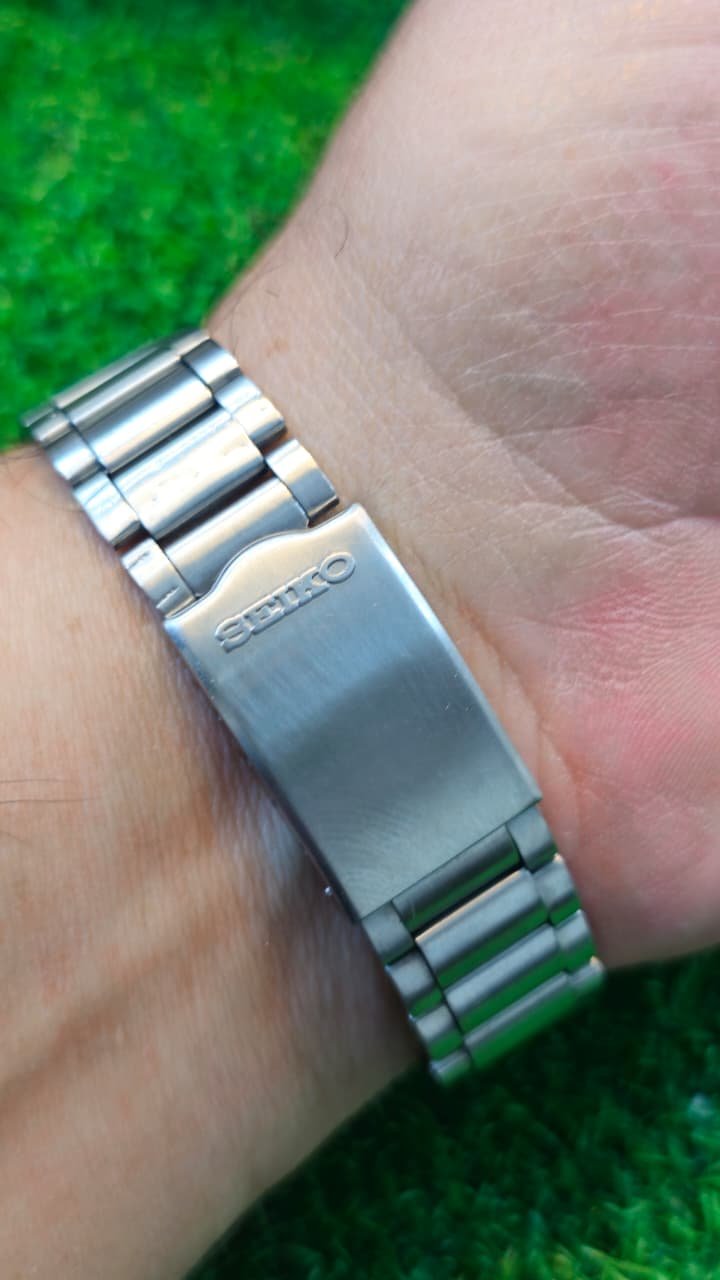 WhatsApp Image 2026-01-16 at 6.35.35 PM 1960s Seiko 5 Automatic 6309 caliber 21-jewels japan made watch for Men's (Used) - Image 3