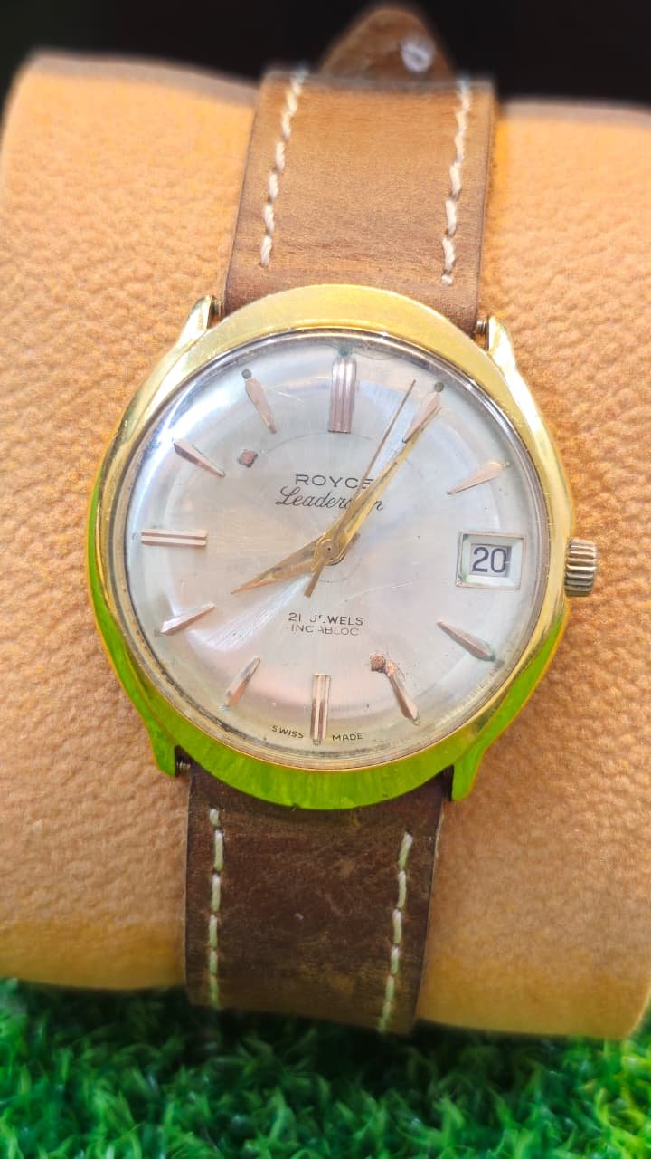 WhatsApp Image 2026-01-19 at 4.29.35 PM Vintage 1960s ROYCE Leadership Handwind 21-Jewels Switzerland 🇨🇭 made Men's watch(Used) - Image 1