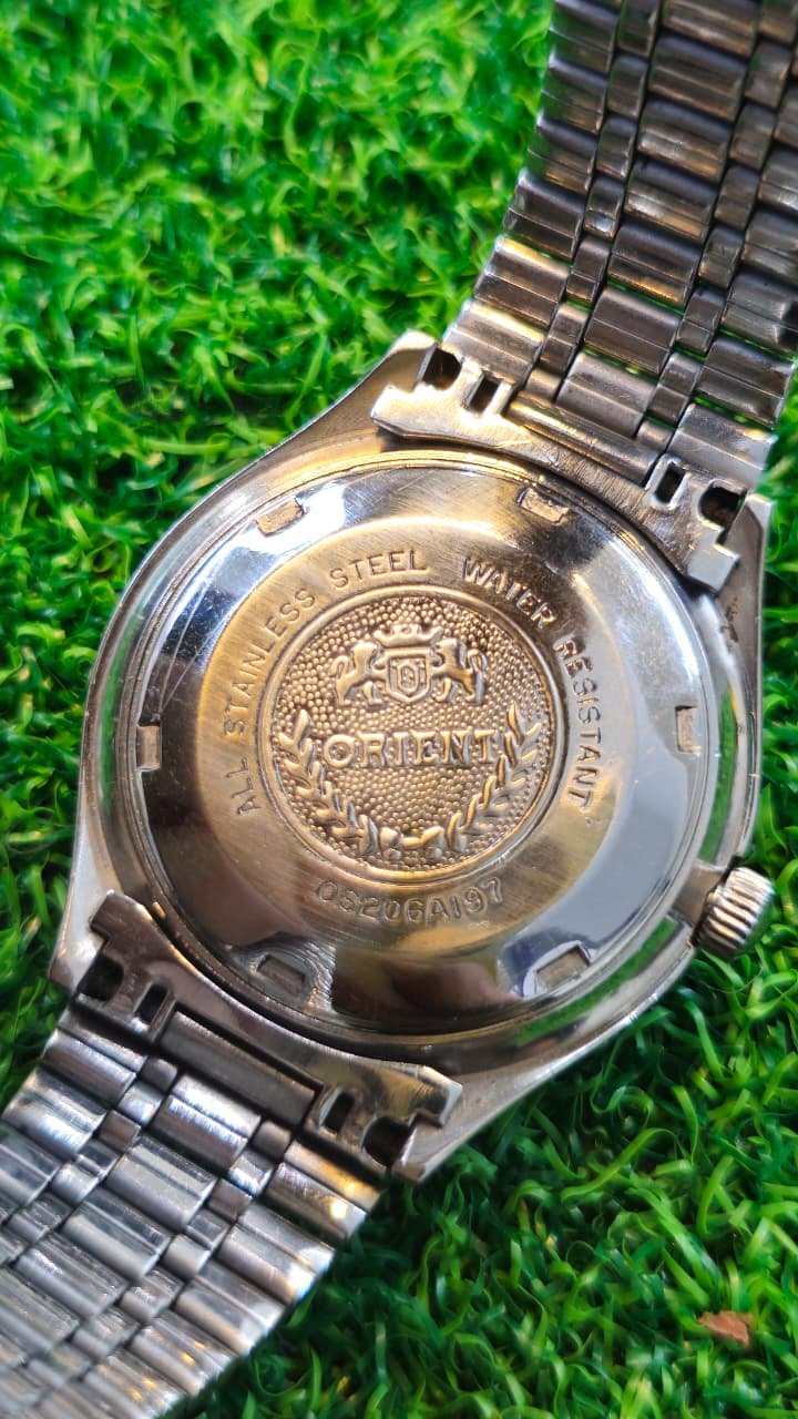 WhatsApp Image 2026-01-19 at 5.59.27 PM (1) Vintage Orient Mechanical Hand-Wind 17-jewels japan made Men's watch (Used) - Image 4