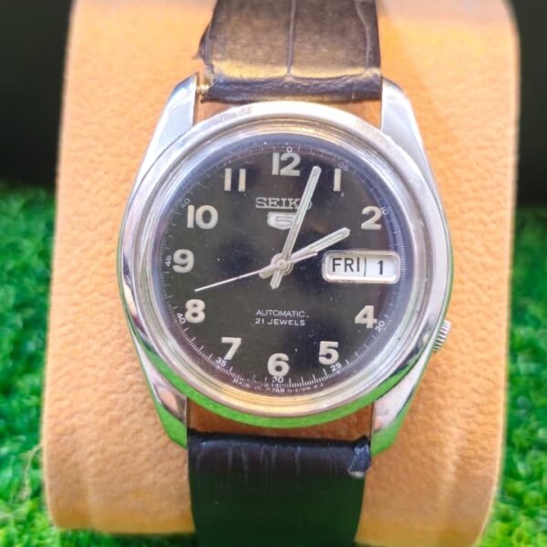 Seiko 5 Automatic 7s26 caliber 21-jewels japan made watch for Men's (Used)