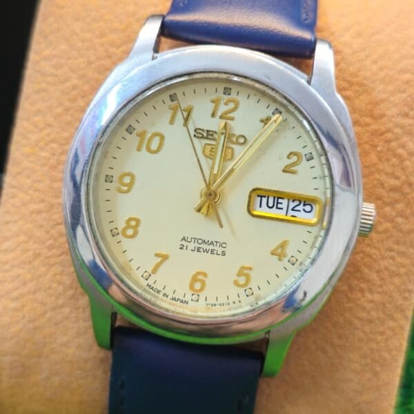 Seiko 5 Automatic 7s26 caliber 21-jewels japan made watch for Men's (Used)