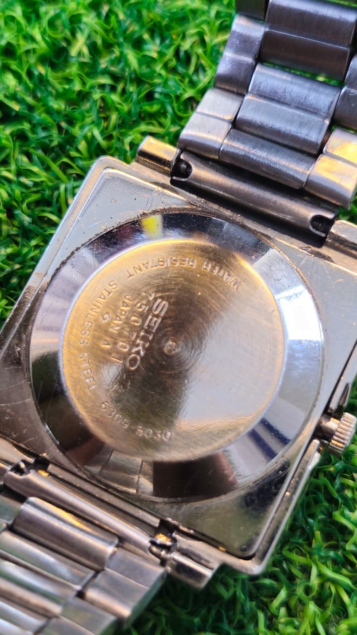 WhatsApp Image 2026-01-20 at 12.08.15 PM (1) Vintage 1960s Seiko 5 Automatic 6309 caliber 21-jewels TV dial japan made watch for Men's (Used) - Image 4