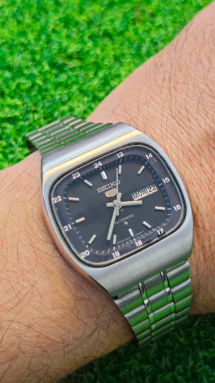 WhatsApp Image 2026-01-20 at 12.10.28 PM (2) Vintage 1960s Seiko 5 Automatic 6309 caliber 21-jewels japan made watch for Men's (Used) - Image 2