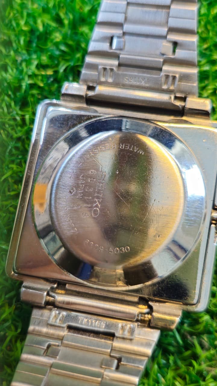 WhatsApp Image 2026-01-20 at 12.11.29 PM Vintage 1960s Seiko 5 Automatic 6309 caliber 21-jewels TV dial japan made watch for Men's (Used) - Image 4