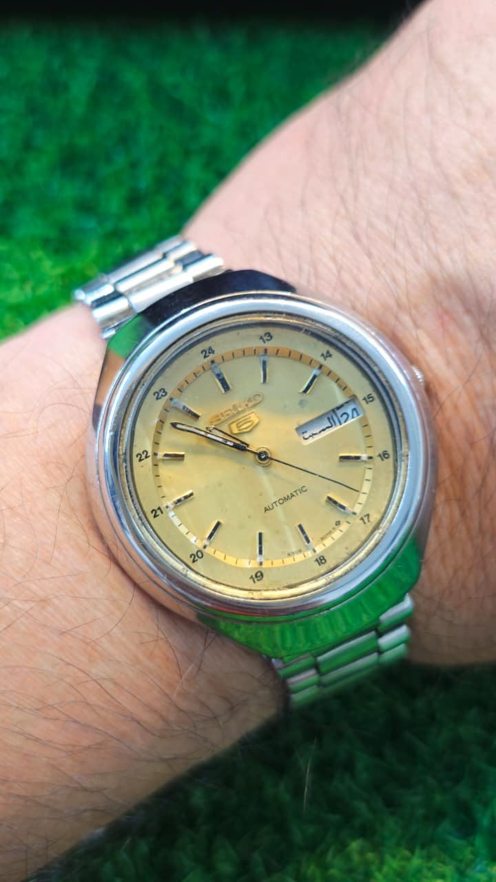 WhatsApp Image 2026-01-20 at 12.18.11 PM (1) Rare & Vintage 1960s Seiko 5 Automatic 6309 caliber 21-jewels JDM Helmet Case japan made watch for Men's (Used) - Image 2