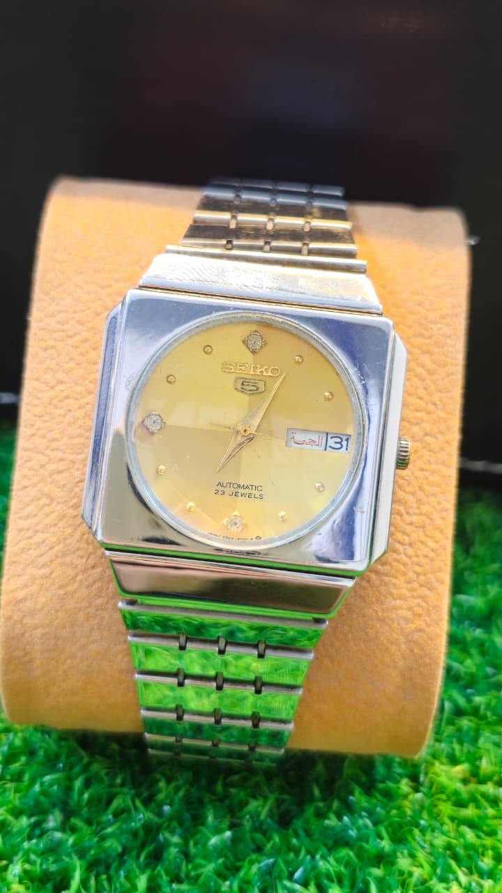 WhatsApp Image 2026-01-20 at 3.09.31 PM 1960s Seiko 5 Automatic 6309 caliber 23-jewels japan made watch for Men's (Used) - Image 1