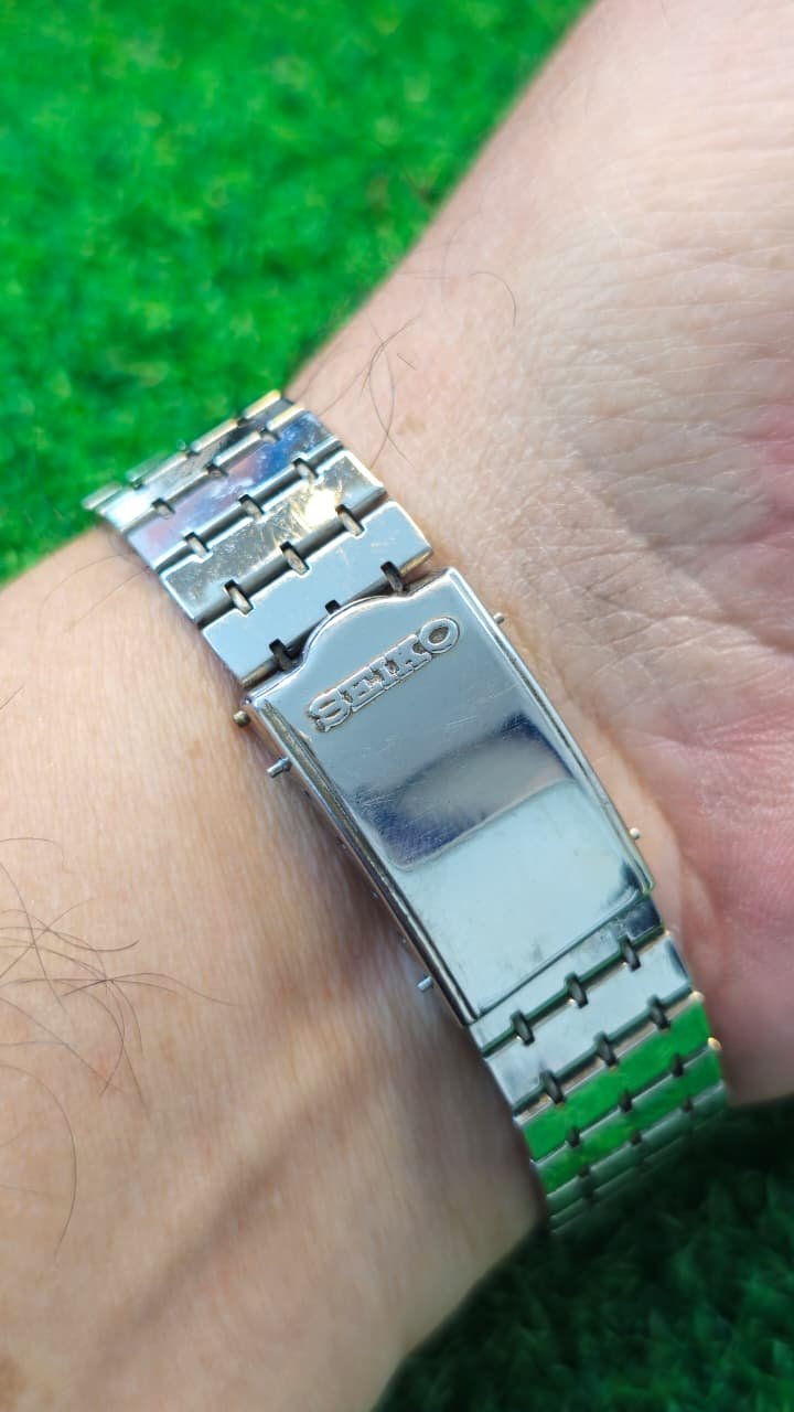 WhatsApp Image 2026-01-20 at 3.09.32 PM 1960s Seiko 5 Automatic 6309 caliber 23-jewels japan made watch for Men's (Used) - Image 3