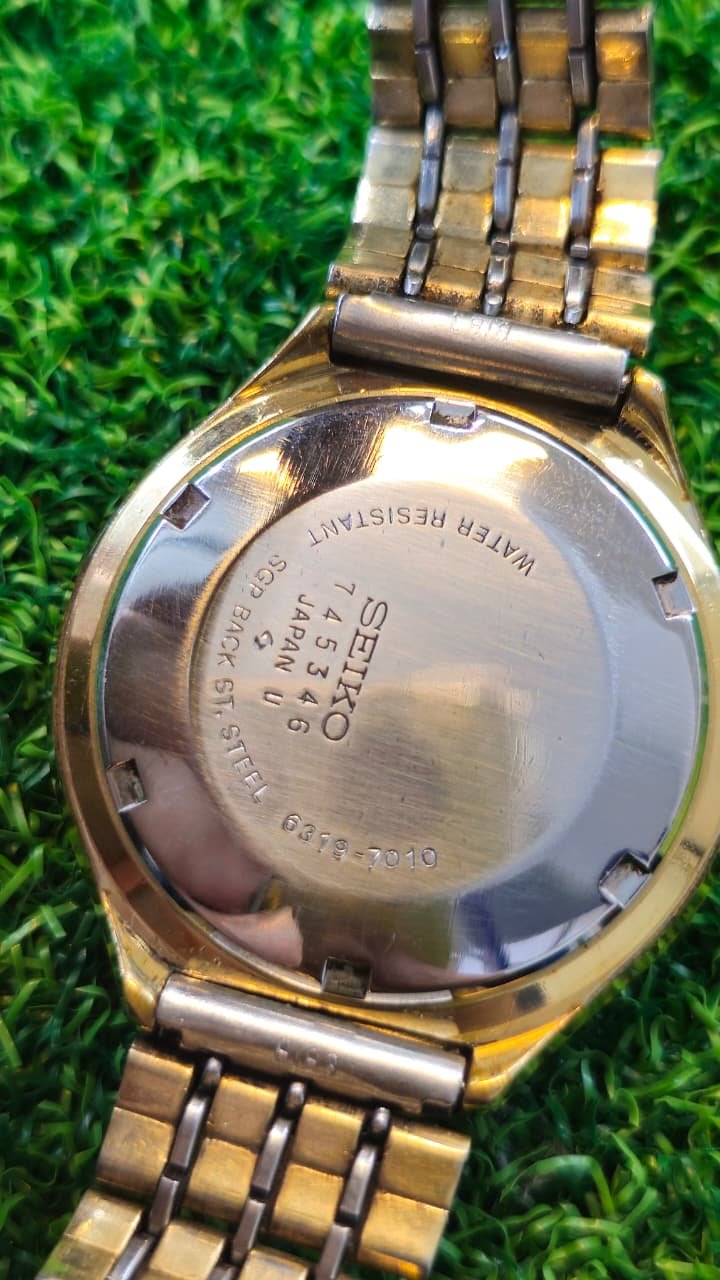 WhatsApp Image 2026-01-20 at 3.18.35 PM Vintage 1960s Seiko 5 Automatic 6319 caliber 21-jewels Helmet dial For Bikers japan made watch for Men's (Used) - Image 4