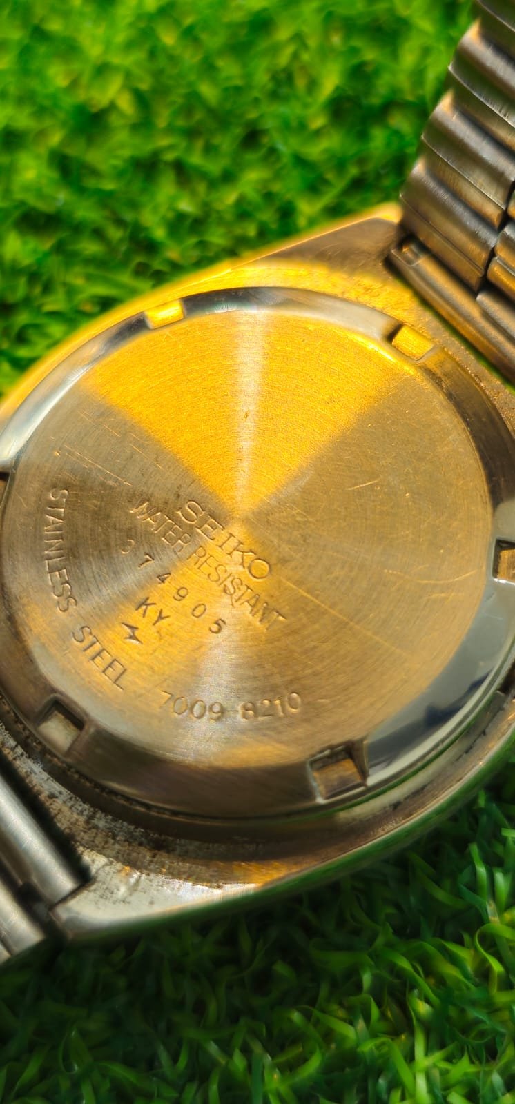 WhatsApp Image 2026-01-20 at 5.08.00 PM 1970s Seiko 5 Automatic 7009 caliber 21-jewels japan made watch for Men's (Used) - Image 4