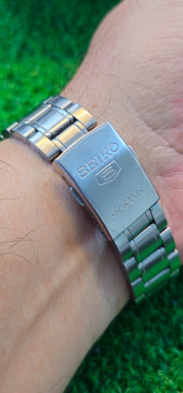 WhatsApp Image 2026-01-20 at 5.13.26 PM (3) Seiko 5 Automatic 7s26 caliber 21-jewels 39mm dial japan made watch for Men's (Used) - Image 3