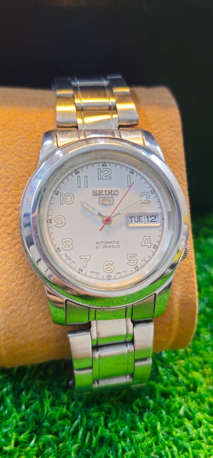 WhatsApp Image 2026-01-20 at 5.13.26 PM Seiko 5 Automatic 7s26 caliber 21-jewels 39mm dial japan made watch for Men's (Used) - Image 1