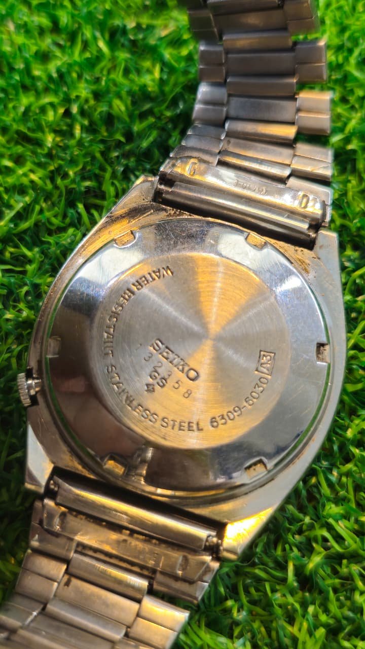 WhatsApp Image 2026-01-21 at 1.53.23 PM (1) 1960s Seiko 5 Automatic 6309 caliber 21-jewels japan made watch for Men's (Used) - Image 4