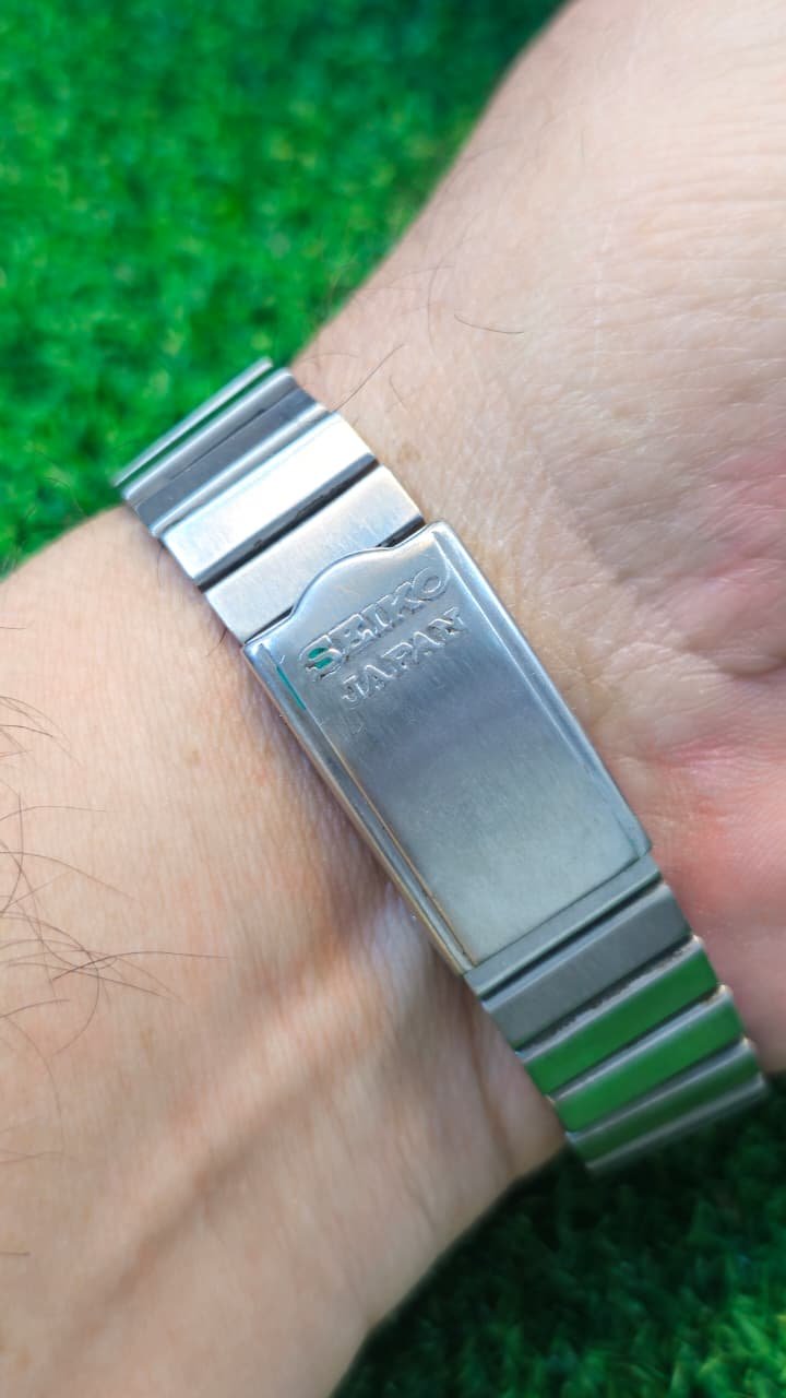 WhatsApp Image 2026-01-21 at 1.53.26 PM 1960s Seiko 5 Automatic 6309 caliber 21-jewels japan made watch for Men's (Used) - Image 3