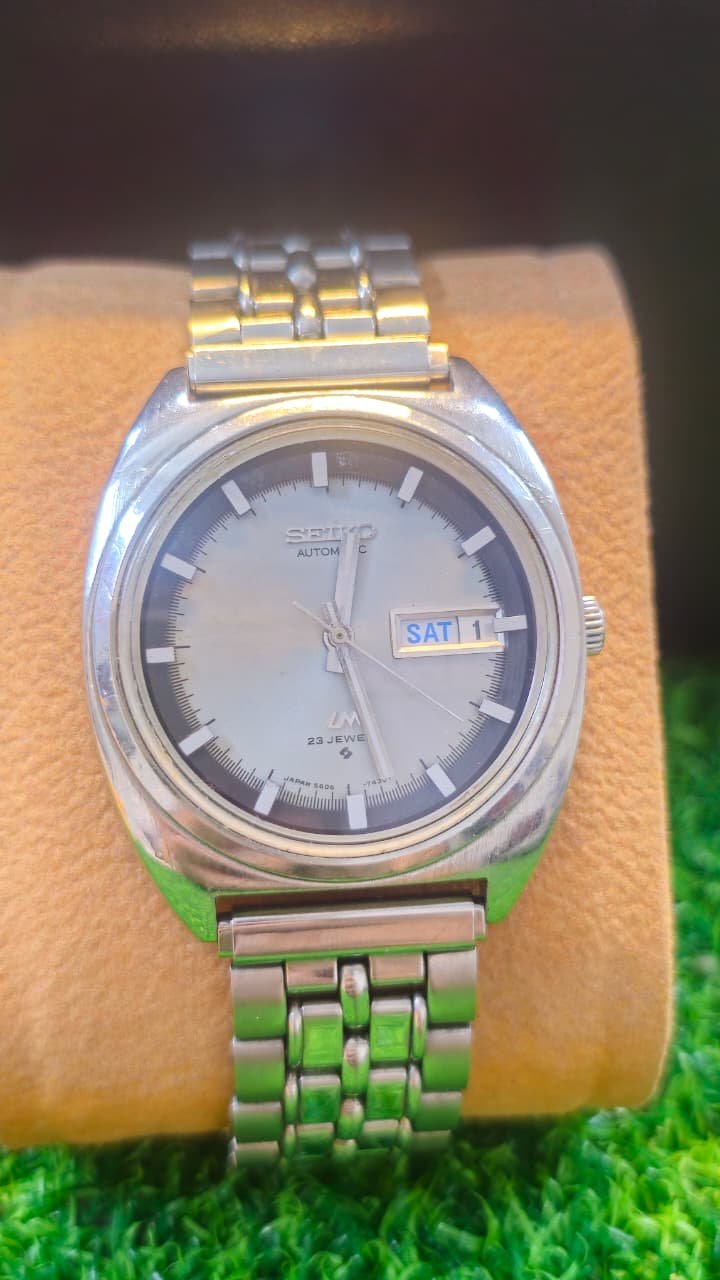 WhatsApp Image 2026-01-21 at 1.59.45 PM Vintage 1970s Seiko Lord Matic (LM) 5506 caliber 23-jewels JDM japan made watch for Men's (Used) - Image 1