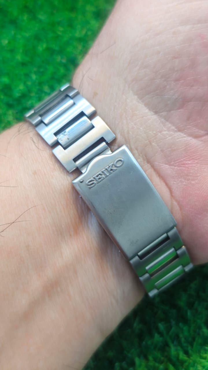 WhatsApp Image 2026-01-21 at 11.09.03 AM 1960s Seiko 5 Actus Automatic 6319 caliber 21-jewels japan made watch for Men's (Used) - Image 3