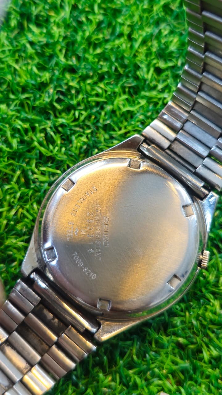 WhatsApp Image 2026-01-21 at 2.10.12 PM (1) 1970s Seiko 5 Automatic 7009 caliber 21-jewels Eye-Shape japan made watch for Men's (Used) - Image 4