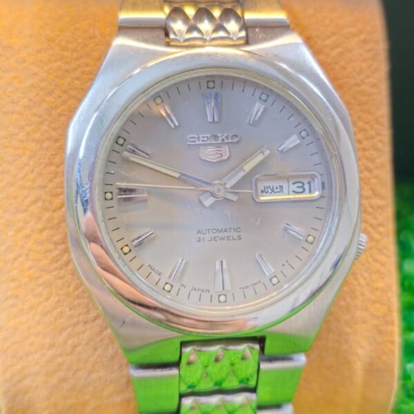 Seikov5 SNXF05K1 Automatic 7s26 caliber 21-jewels Japan made Men's watch (Used)