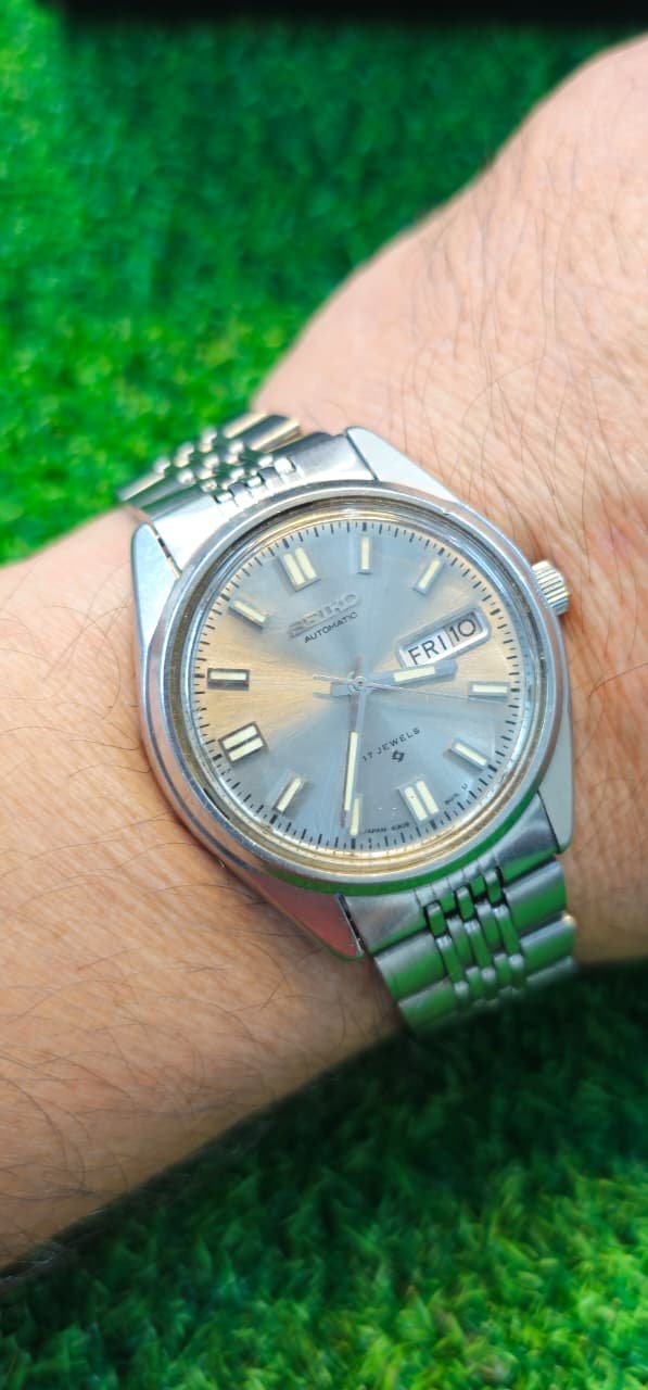 WhatsApp Image 2026-01-21 at 9.41.09 AM (2) 1960s Seiko 5 Automatic 6309 caliber 21-jewels japan made watch for Men's (Used) - Image 2