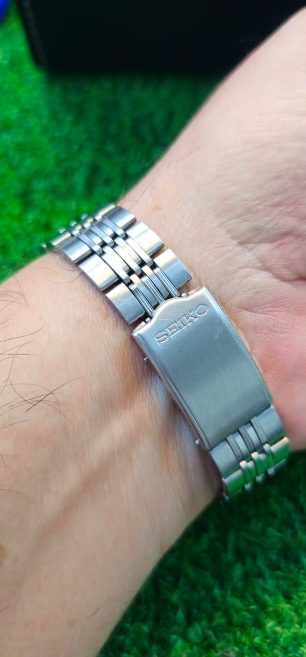 WhatsApp Image 2026-01-21 at 9.41.10 AM 1960s Seiko 5 Automatic 6309 caliber 21-jewels japan made watch for Men's (Used) - Image 3