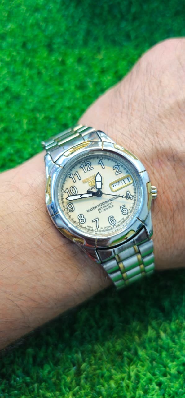 WhatsApp Image 2026-01-21 at 9.50.58 AM (2) Seiko 5 Sports Automatic 7s36 caliber 23-jewels 100M japan made watch for Men's (Used) - Image 2