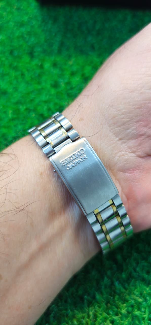 WhatsApp Image 2026-01-21 at 9.50.59 AM Seiko 5 Sports Automatic 7s36 caliber 23-jewels 100M japan made watch for Men's (Used) - Image 3