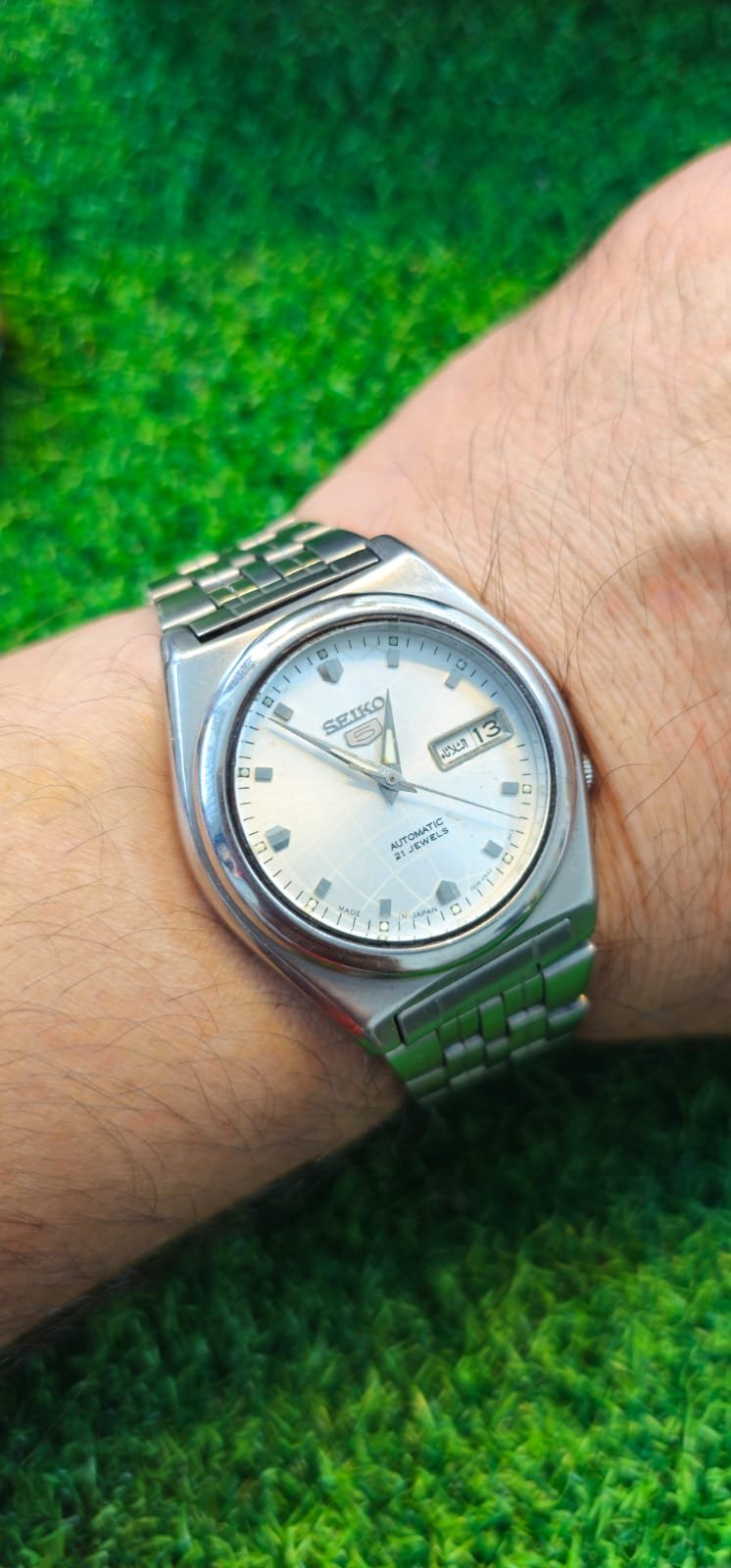 WhatsApp Image 2026-01-21 at 9.54.39 AM (2) Seiko 5 Automatic 7s26 caliber 21-jewels 37mm dial japan made watch for Men's (Used) - Image 2