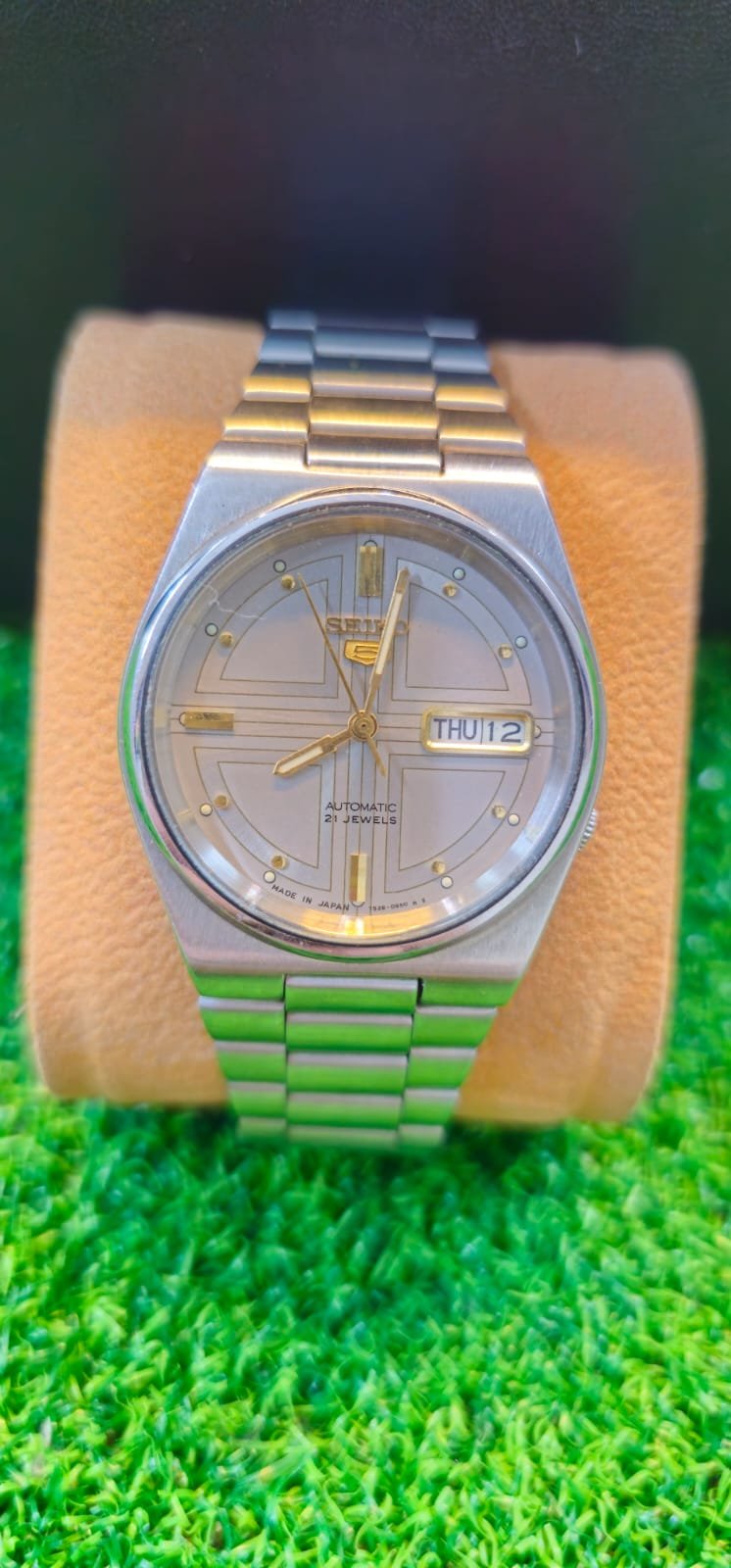 WhatsApp Image 2026-01-21 at 9.55.25 AM Seiko 5 Automatic 7s26 caliber 21-jewels 37mm dial japan made watch for Men's (Used) - Image 1