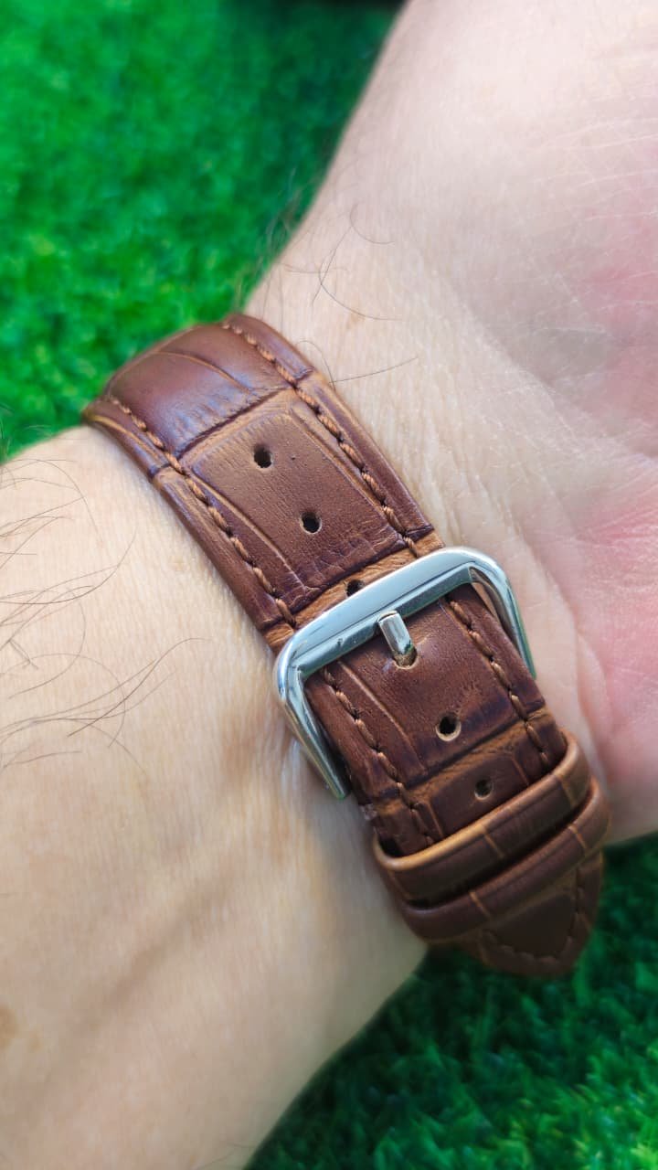 WhatsApp Image 2026-01-22 at 7.23.38 PM (2) Vintage 1960s Roamer Stingray Roto 44 Date Automatic MST 471 caliber 44 Jewels Switzerland 🇨🇠made Men's watch (Used) - Image 3