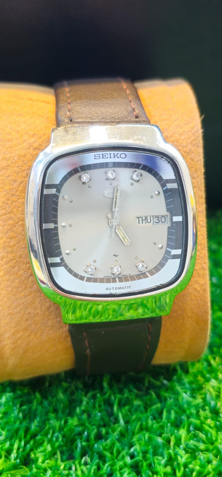 WhatsApp Image 2026-01-22 at 9.55.21 AM Vintage 1970s Seiko 5 Automatic 7009 caliber 21-jewels 38mm dial japan made watch for Men's (Used) - Image 1