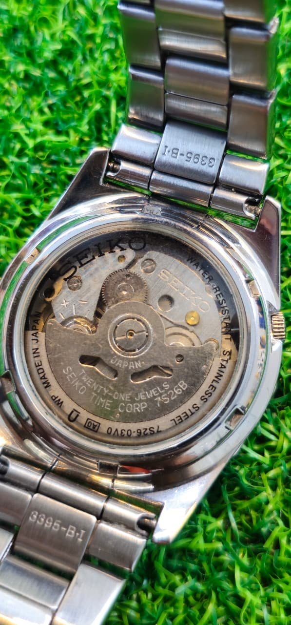 WhatsApp Image 2026-01-22 at 9.57.08 AM Seiko 5 Automatic 7s26 caliber 21-jewels 39mm dial Double Calendar japan made watch for Men's (Used) - Image 4
