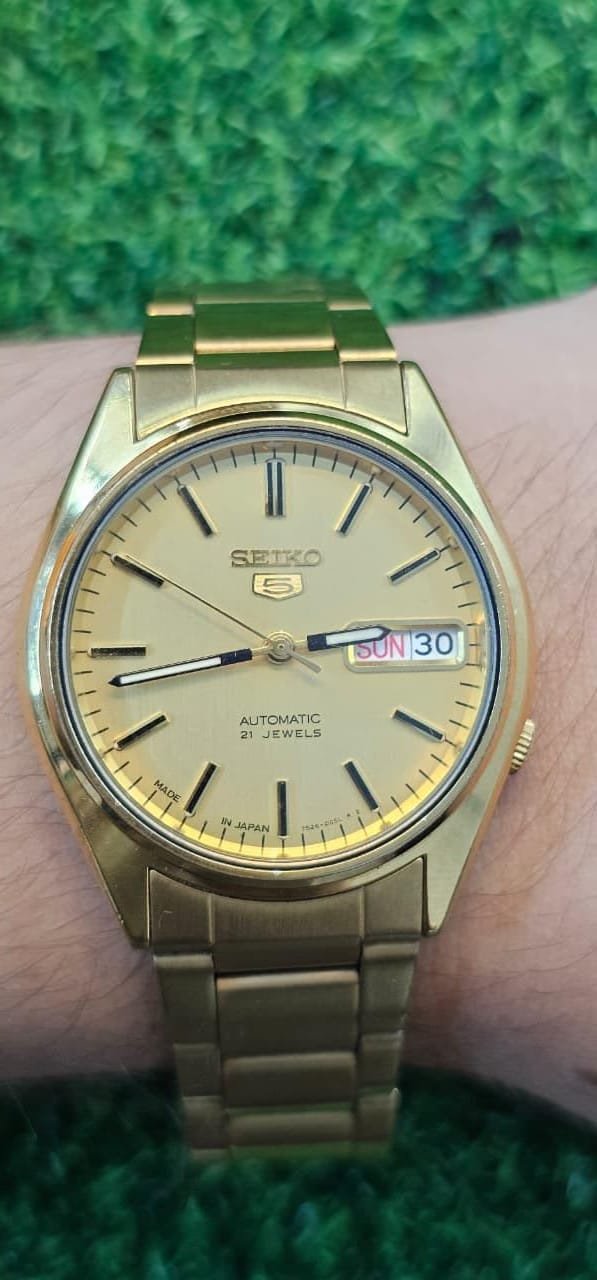 WhatsApp Image 2026-01-23 at 1.57.53 PM Seiko 5 Automatic 7s26 caliber 21-jewels 37mm japan made watch for Men's (Used) - Image 2