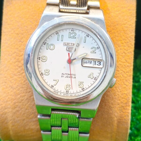 Seiko 5 Automatic 7s26 caliber 21-jewels 36mm japan made watch for Men's (Used)