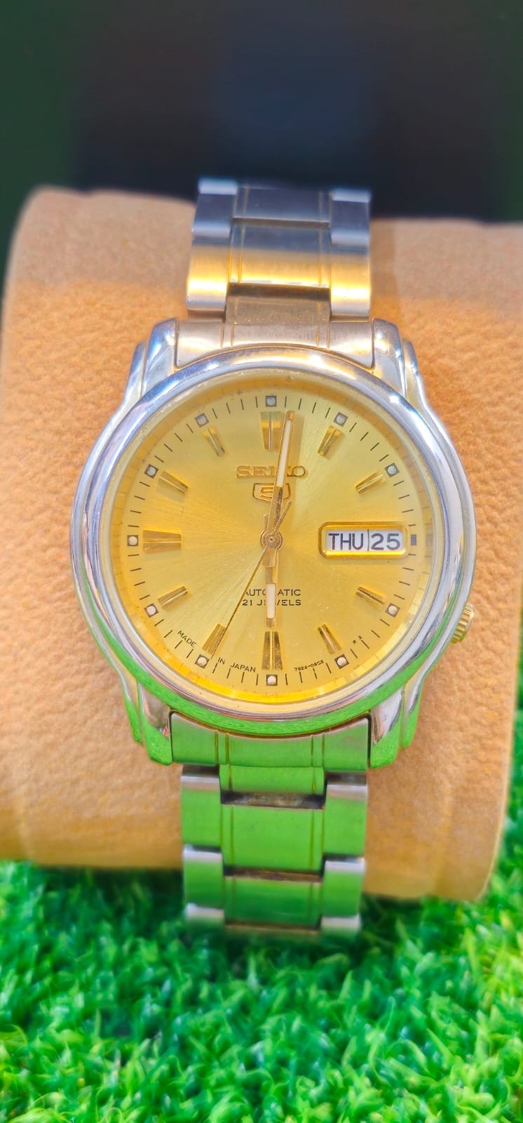 WhatsApp Image 2026-01-23 at 10.10.04 AM (1) Seiko 5 Automatic 7s26 caliber 21-jewels 39mm japan made watch for Men's (Used) - Image 1