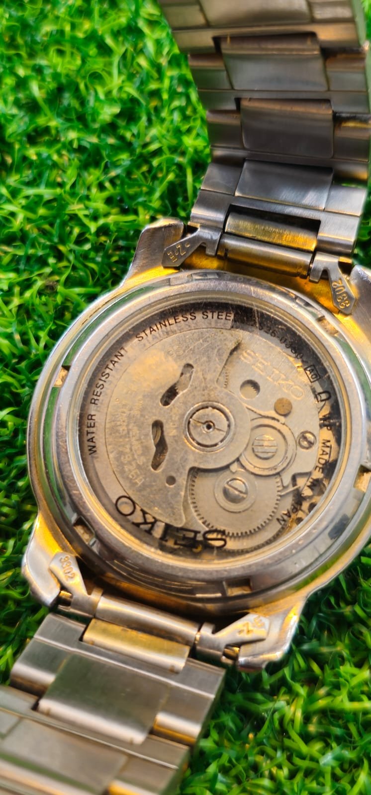 WhatsApp Image 2026-01-23 at 10.10.05 AM (3) Seiko 5 Automatic 7s26 caliber 21-jewels 39mm japan made watch for Men's (Used) - Image 4