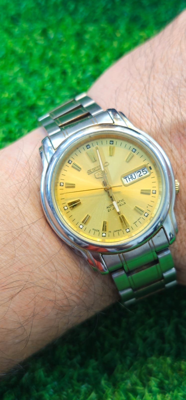 WhatsApp Image 2026-01-23 at 10.10.05 AM (4) Seiko 5 Automatic 7s26 caliber 21-jewels 39mm japan made watch for Men's (Used) - Image 2