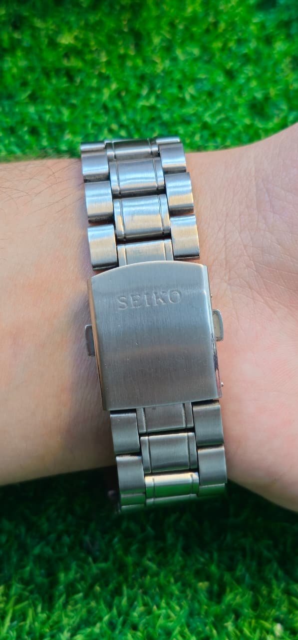 WhatsApp Image 2026-01-23 at 10.12.51 AM (3) Seiko 5 Automatic 7s26 caliber 21-jewels 40mm japan made watch for Men's (Used) - Image 3