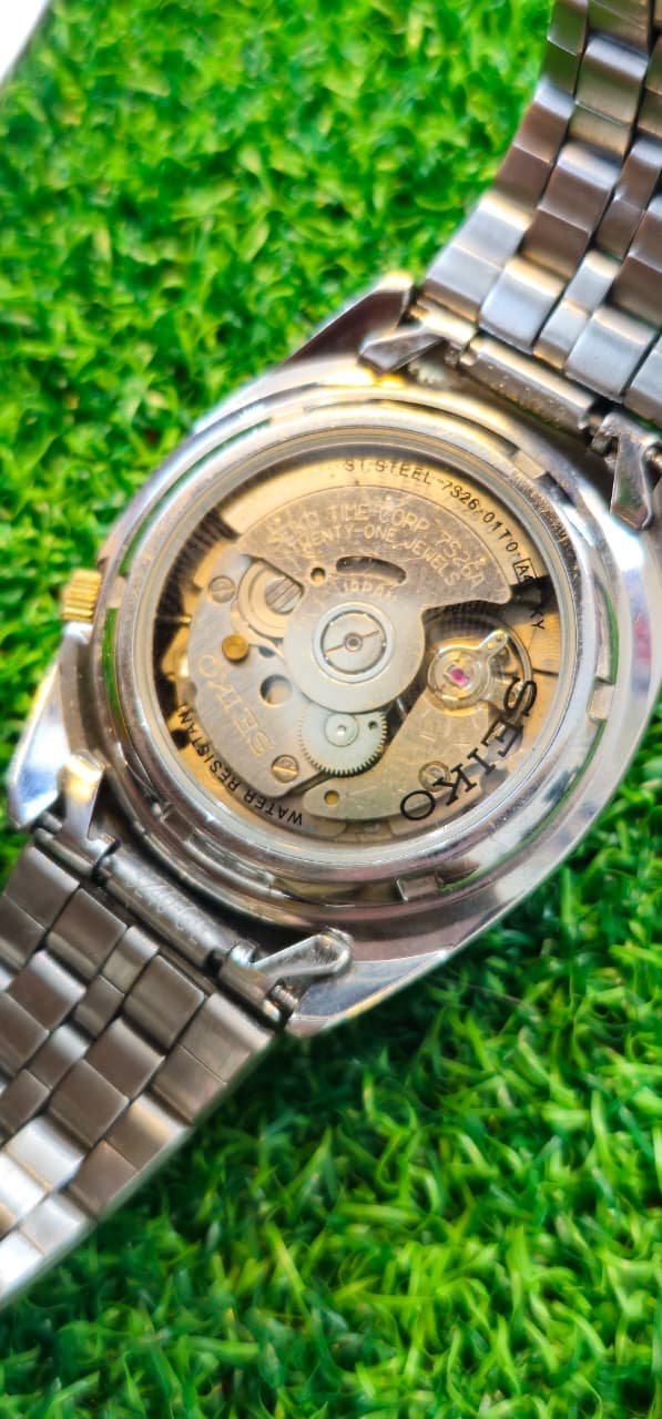 WhatsApp Image 2026-01-23 at 10.14.38 AM Seiko 5 Automatic 7s26 caliber 21-jewels 39mm japan made watch for Men's (Used) - Image 4