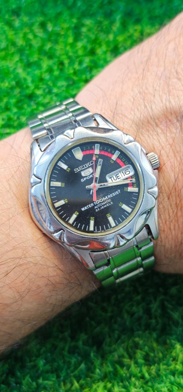 WhatsApp Image 2026-01-23 at 10.17.09 AM (1) Seiko 5 Automatic 7s36 caliber 23-jewels 39mm japan made watch for Men's (Used) - Image 2