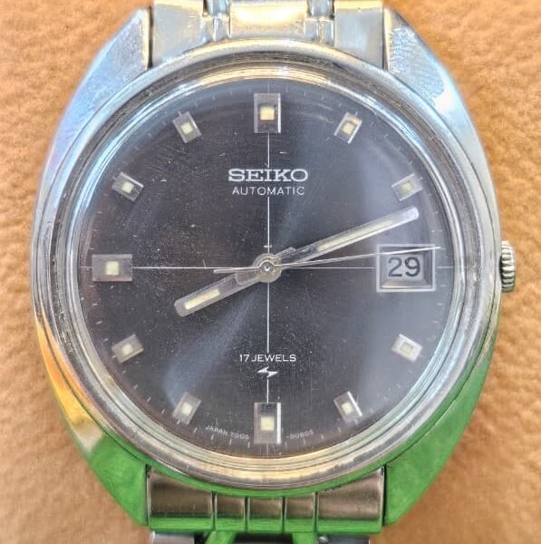 Vintage & Rare 1970s Seiko 5 Automatic 7005 caliber 17-jewels 37mm japan made watch for Men's (Used)