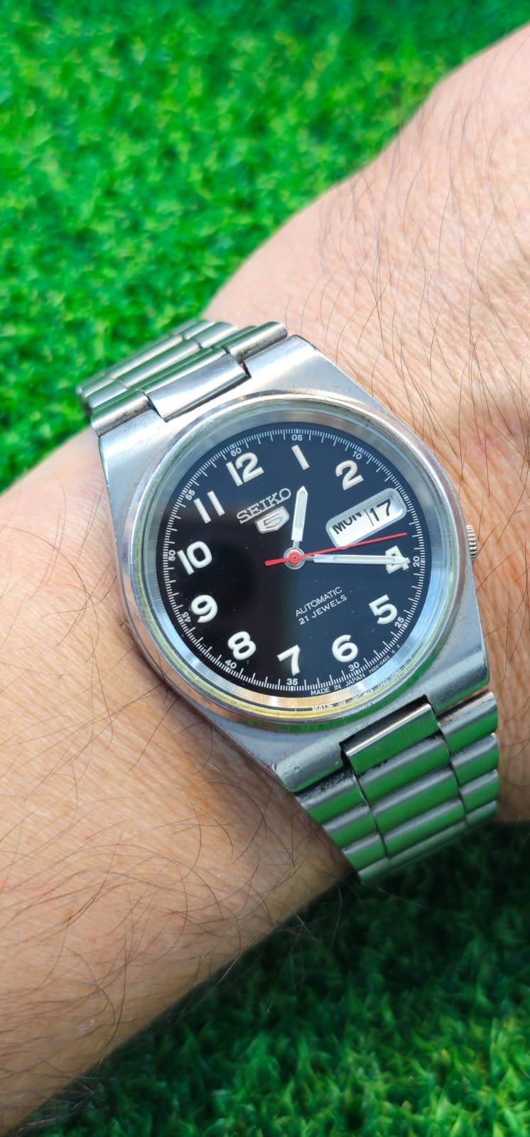 WhatsApp Image 2026-01-23 at 9.59.15 AM (2) Seiko 5 Automatic 7s26 caliber 21-jewels 36mm japan made watch for Men's (Used) - Image 2