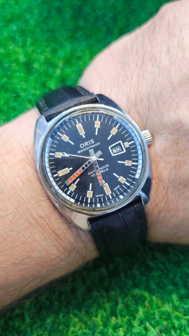 WhatsApp Image 2026-01-24 at 1.29.30 PM (1) Vintage 1970s Oris Manual Handwind 17-jewels Switzerland 🇨🇠made Men's watch(Used) - Image 2