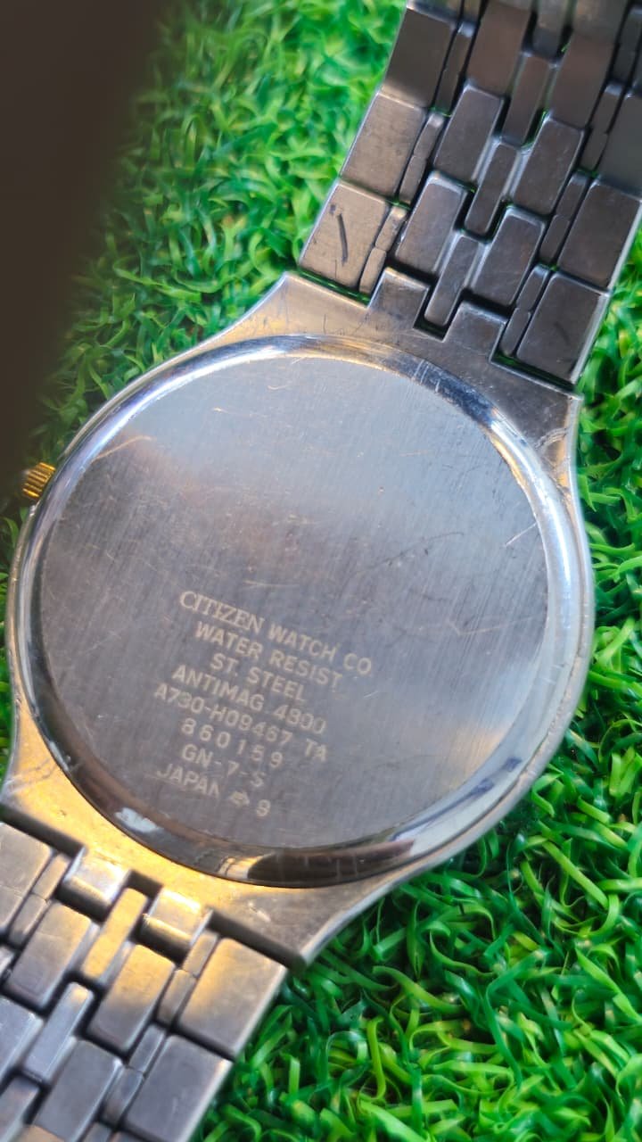 WhatsApp Image 2026-01-24 at 10.42.50 AM Vintage Citizen Exceed ECO drive Quartz movement Japan made Men's watch (Used) - Image 4