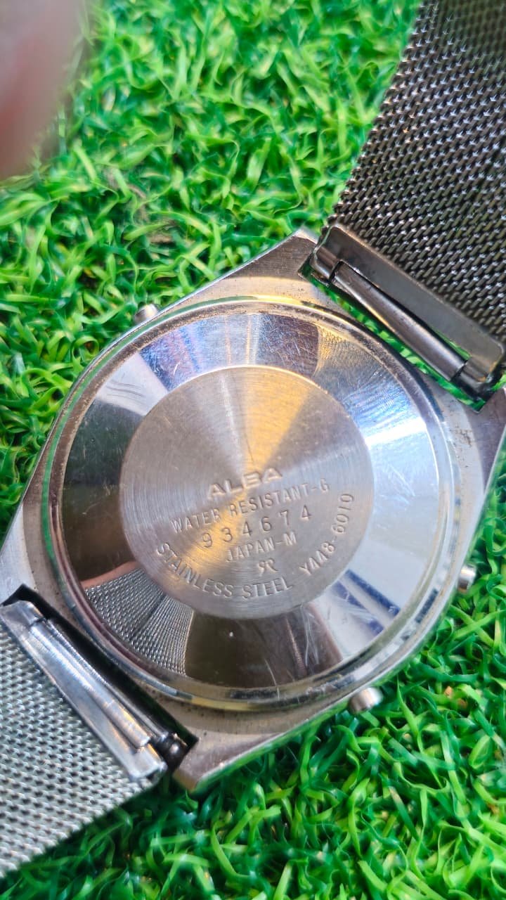 WhatsApp Image 2026-01-24 at 11.09.07 AM (1) Vintage Alba (Seiko) Quartz Chronograph fmFull Functions Japan made Men's watch (Used) - Image 4