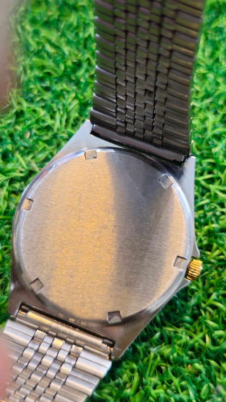 WhatsApp Image 2026-01-24 at 11.19.40 AM (3) ALBA (Seiko) Quartz 100M Water-resistant Japan made Men’s watch (Used) - Image 4