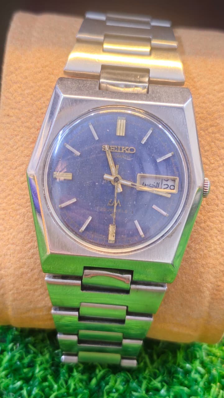 WhatsApp Image 2026-01-25 at 12.02.46 PM Vintage 1970s Seiko Lord Matic (LM) Automatic 5606 caliber 23-jewels Japan made watch(Used) - Image 1