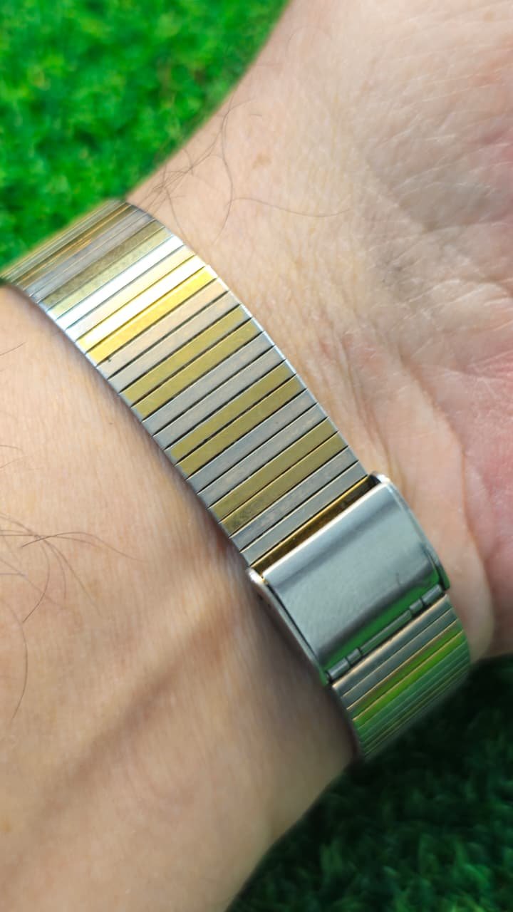 WhatsApp Image 2026-01-26 at 6.03.45 PM (2) Vintage Alba(Seiko) Quartz Japan made Men's watch (Used) - Image 3