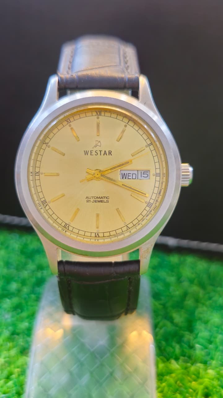 WhatsApp Image 2026-01-26 at 6.42.00 PM (2) Vintage Westar Automatic 21 Jewels Japan Made Men's watch (Used) - Image 1